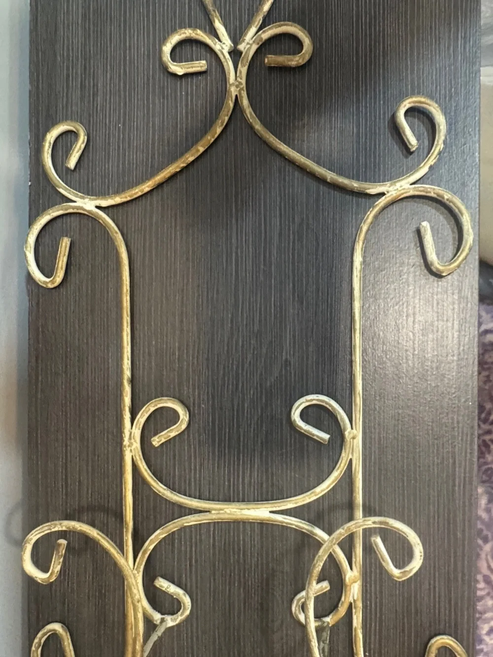 Rustic Decorative Wrought Iron Wallhanging Plate Display- Elegant Scroll Design